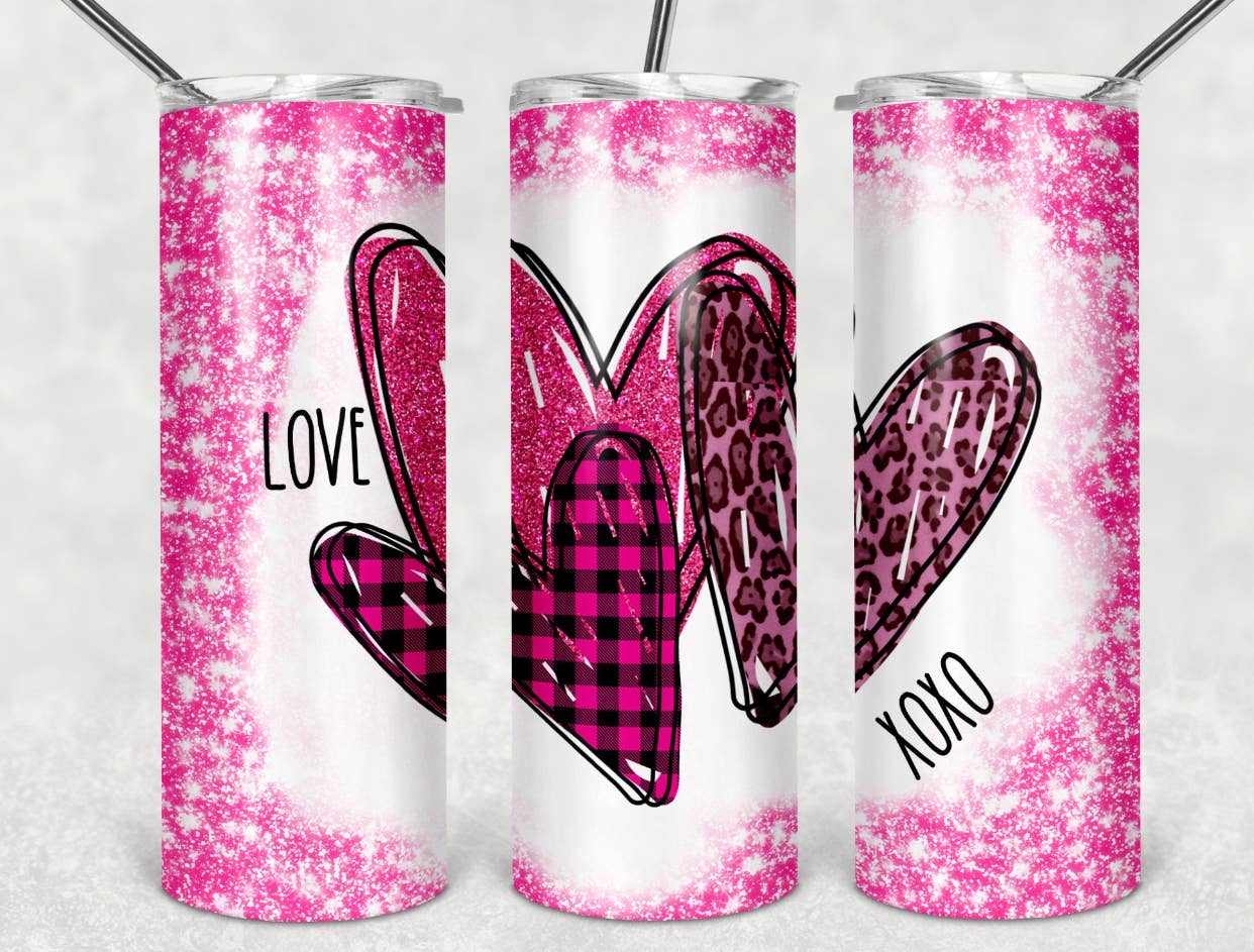 Love XOXO Tumbler – Sip in Affection